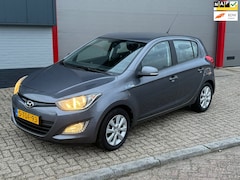 Hyundai i20 - 1.2i i-Deal | Airco | Nette auto