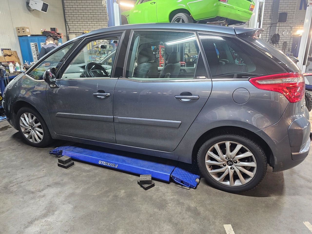 Citroën C4 Picasso - 1.6 THP Exclusive EB6V 5p. 1.6 THP Exclusive EB6V 5p. - AutoWereld.nl