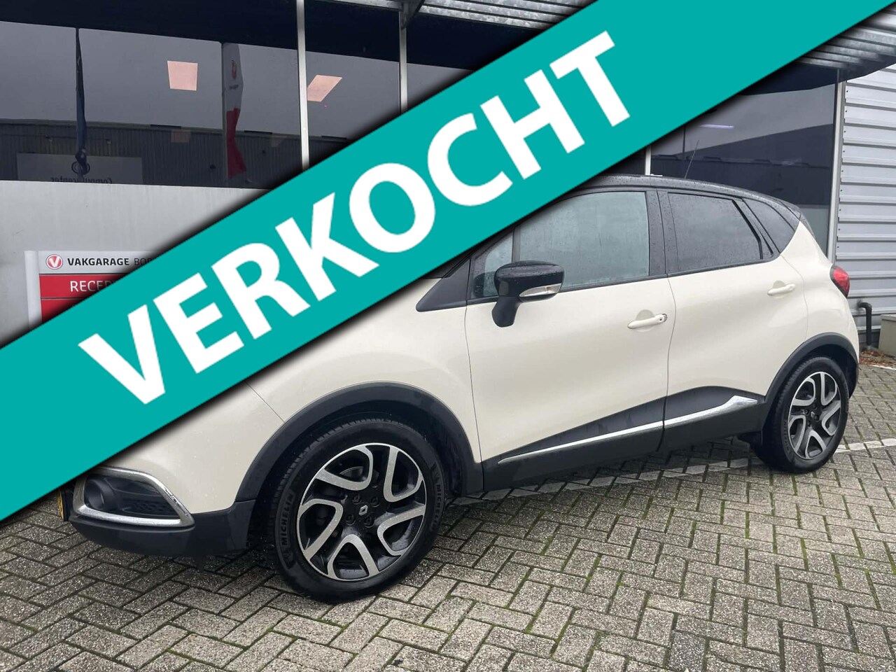 Renault Captur - 0.9 TCe Dynamique 2-Tone / trekhaak / navigatie - AutoWereld.nl