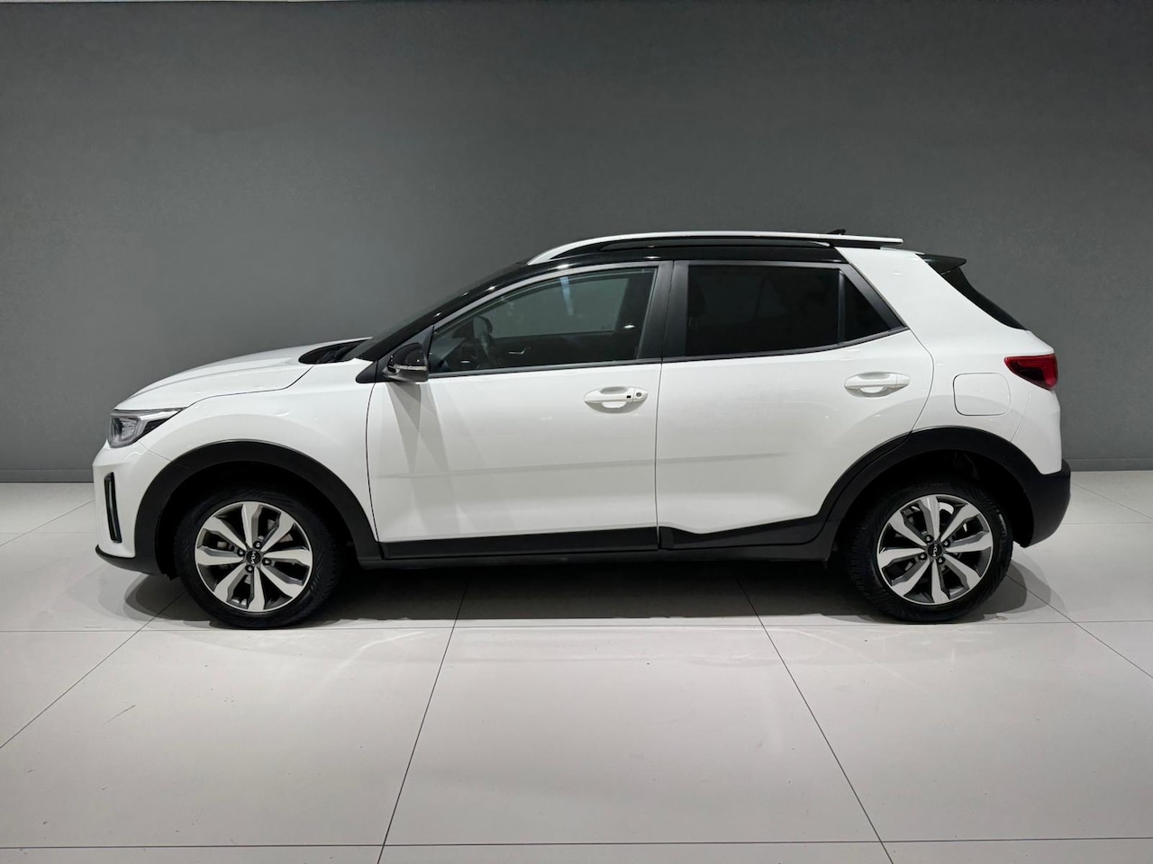 Kia Stonic - 1.0 T-GDi 120pk Automaat DCT7 DynamicPlusLine - AutoWereld.nl