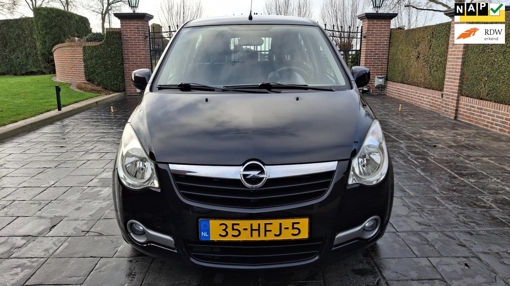 Opel Agila - 1.2 Enjoy Automaat 5 drs Airco Hoge Instap Inruil Mogelijk - AutoWereld.nl
