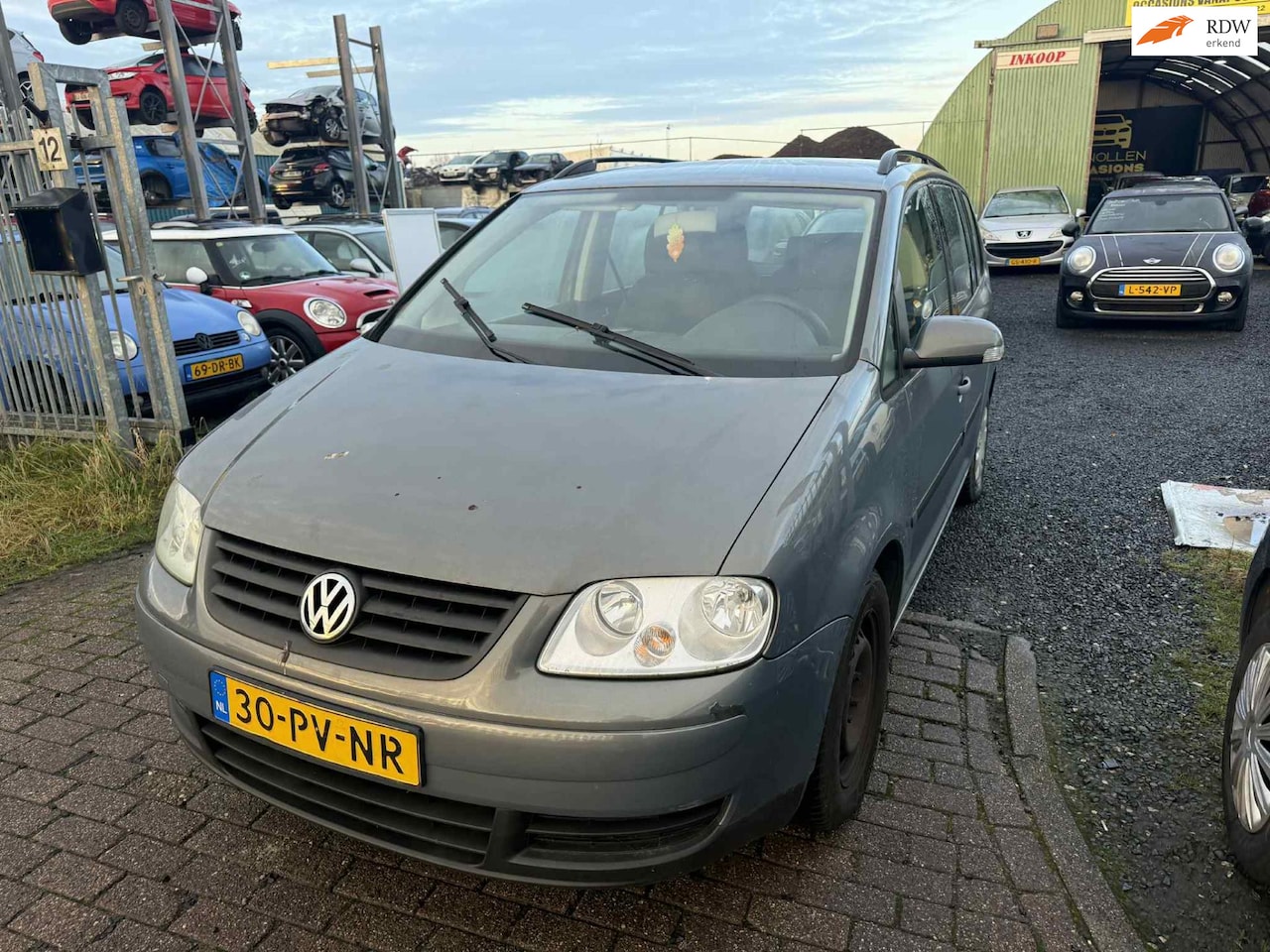 Volkswagen Touran - 1.6-16V FSI Turijn export - AutoWereld.nl