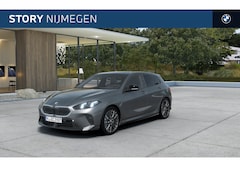 BMW 1-serie - 120 High Executive M Sport Automaat / Panoramadak / Sportstoelen / Head-Up / M Adaptief on