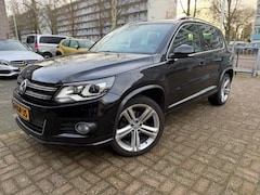 Volkswagen Tiguan - 1.4 TSI Sport&Style R-line Edition