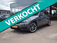 BMW X1 - XDrive20i AUTOMAAT|PANO DAK|XENON|LEDER|NAVI||CRUISE|PARKEERSENSOREN VOOR EN ACHTER|