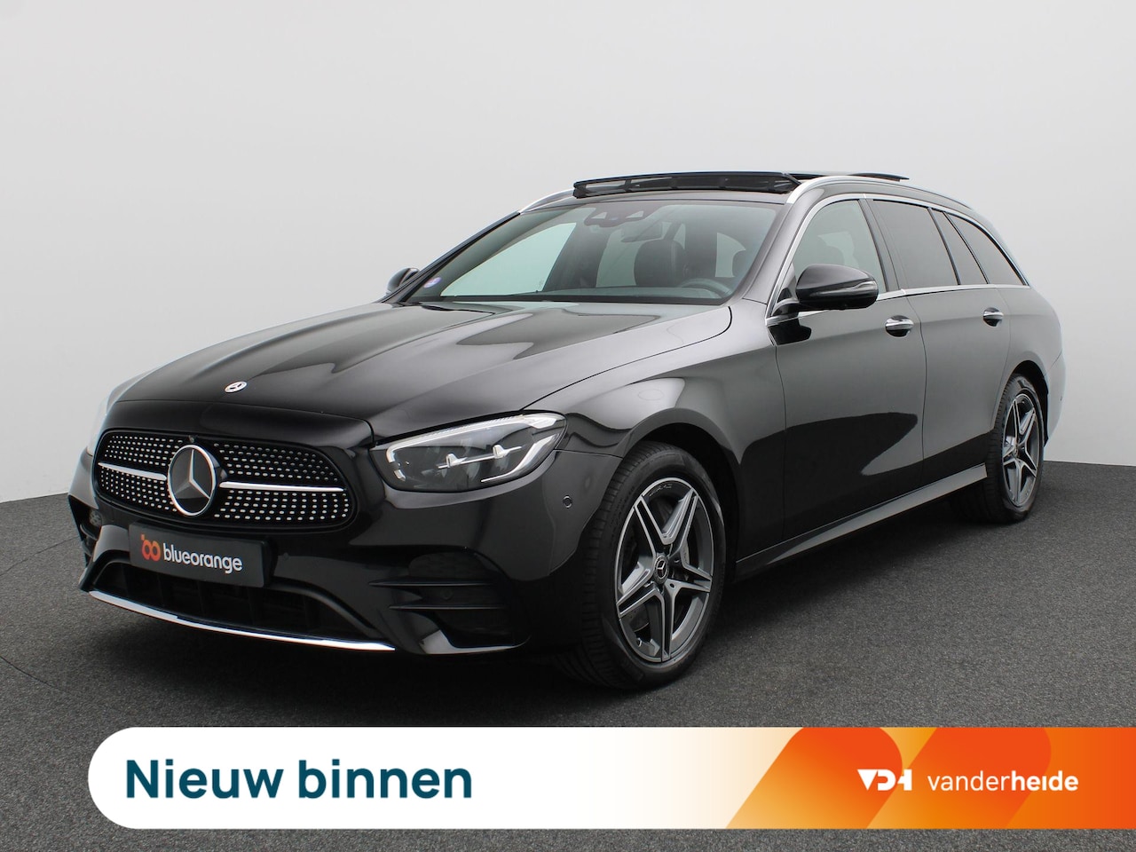 Mercedes-Benz E-klasse Estate - 300 e Business Solution AMG 320PK Aut. SOH 98%, Pano-Schuifdak, Trekhaak, Adaptieve Cruise - AutoWereld.nl