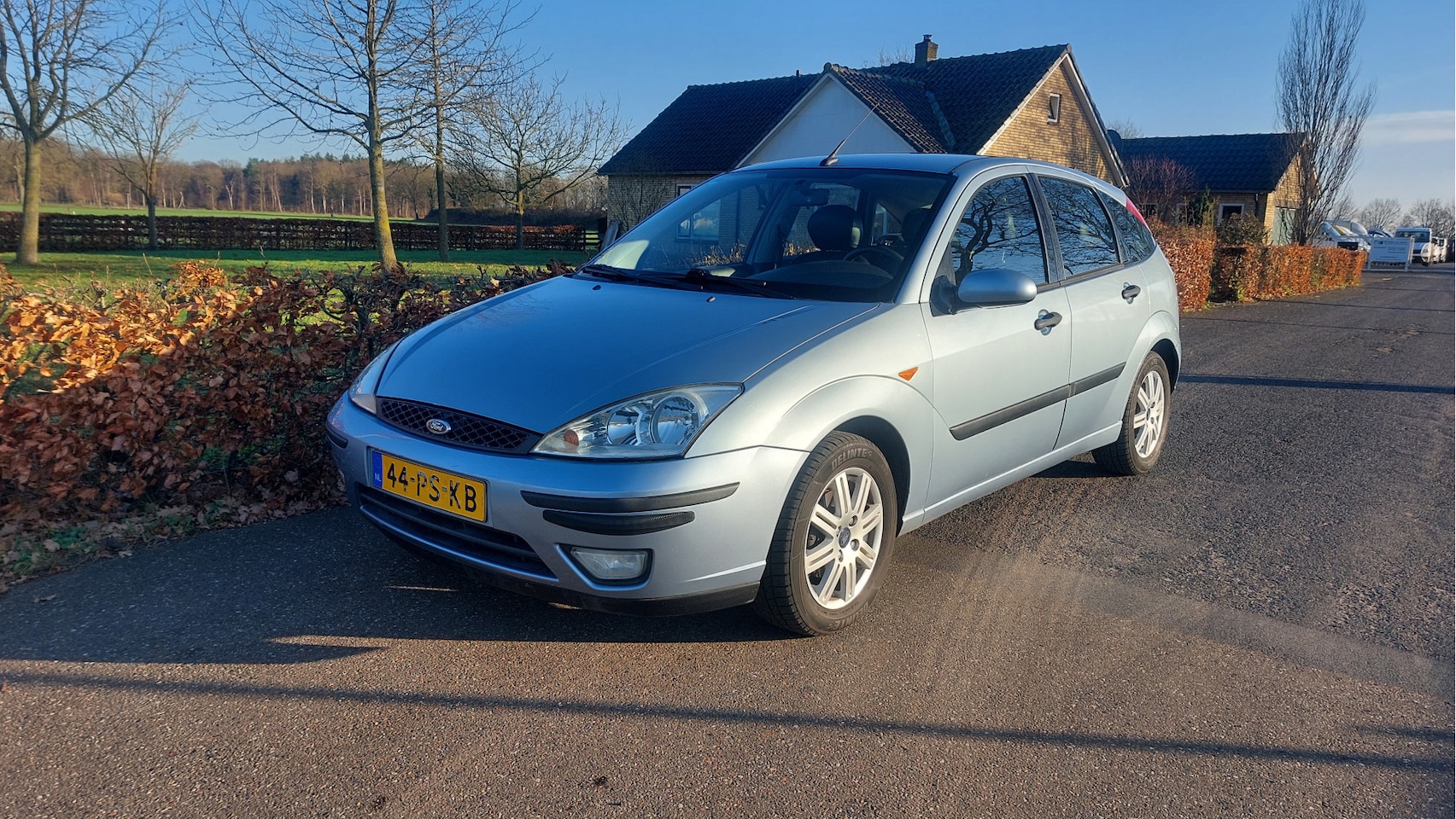 Ford Focus - 1.6-16V Futura CLIMA BJ 2004 - AutoWereld.nl