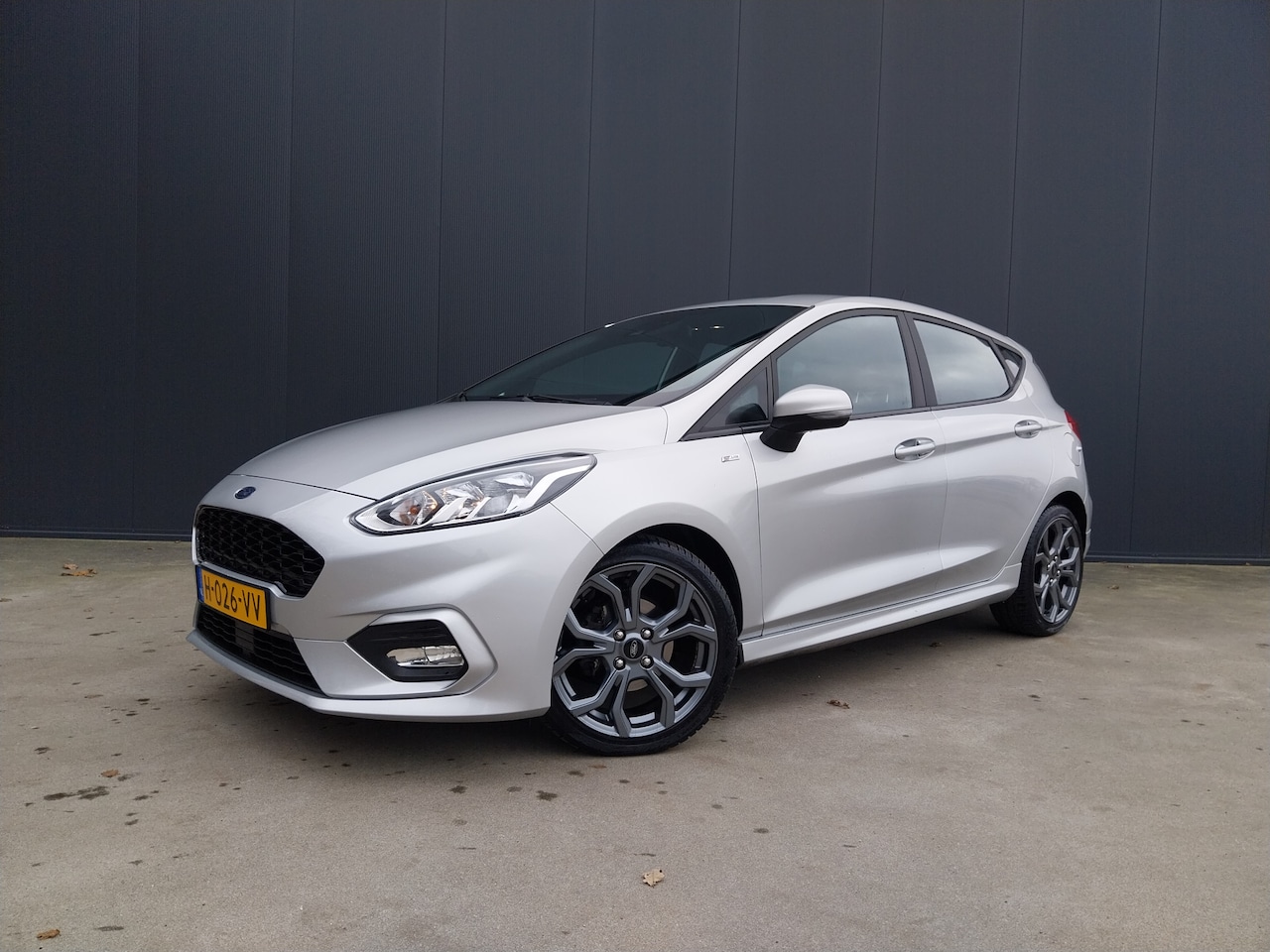 Ford Fiesta - 1.0 EcoBoost ST-Line WINTER PACK NAVI APPLE CARPLAY CRUISE AIRCO ST LINE - AutoWereld.nl
