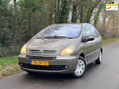 Citroën Xsara Picasso - 1.6i-16V Image | LPG + Cruise Nu € 1.250,