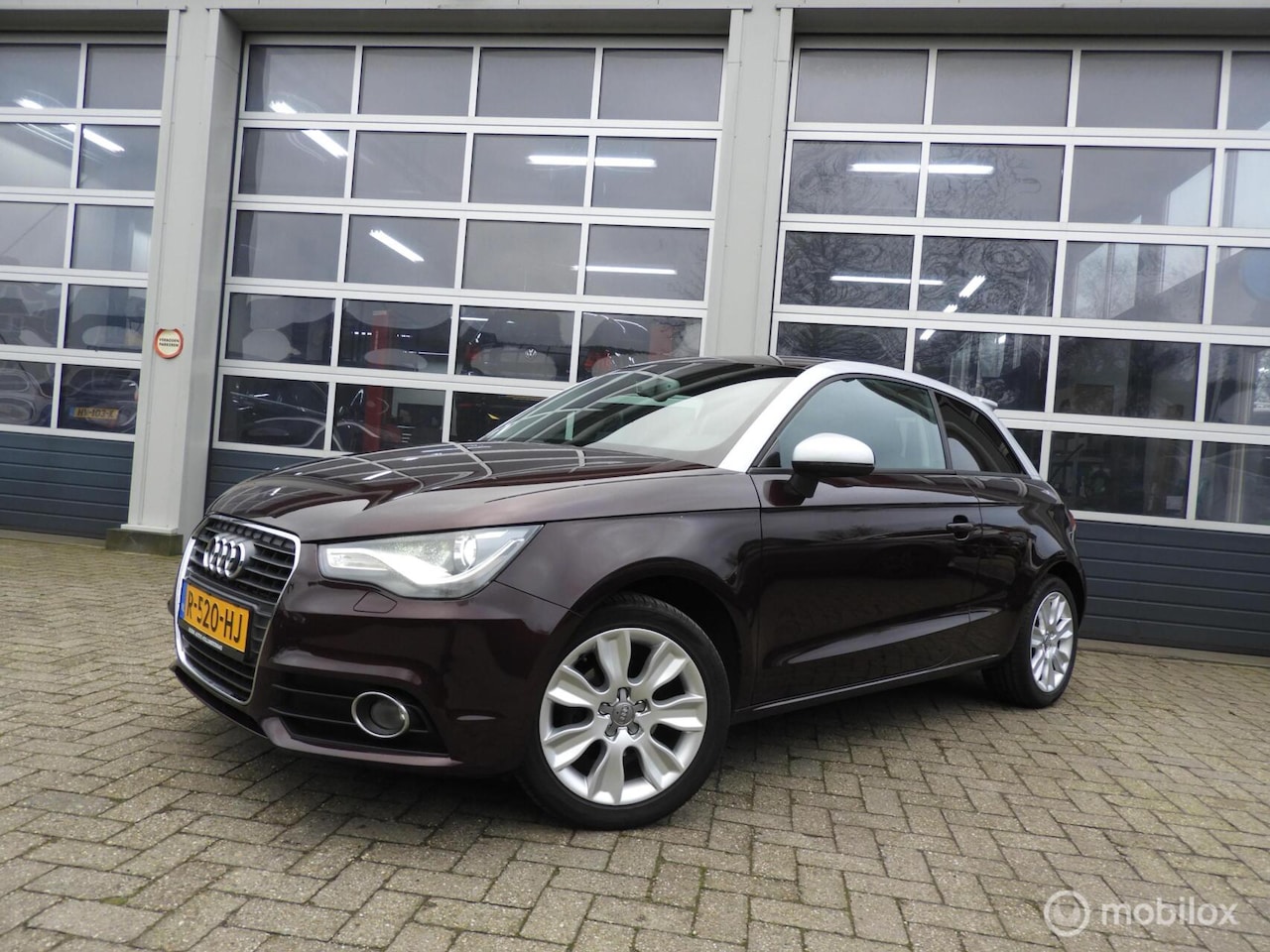 Audi A1 - 1.2 TFSI Xenon , Leder - AutoWereld.nl