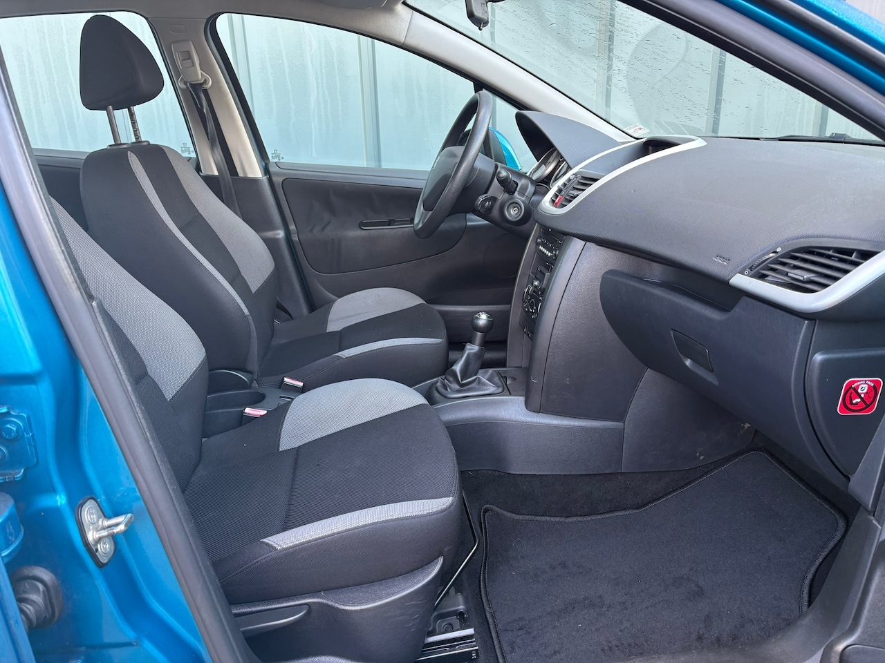 Peugeot 207 - 1.4 VTi Cool 'n Blue NAP//AIRCO//CRUISE//5DRS//