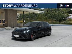 BMW 1-serie - 120 M Sport Automaat / Panoramadak / Trekhaak / Sportstoelen / Adaptieve LED / M Adaptief