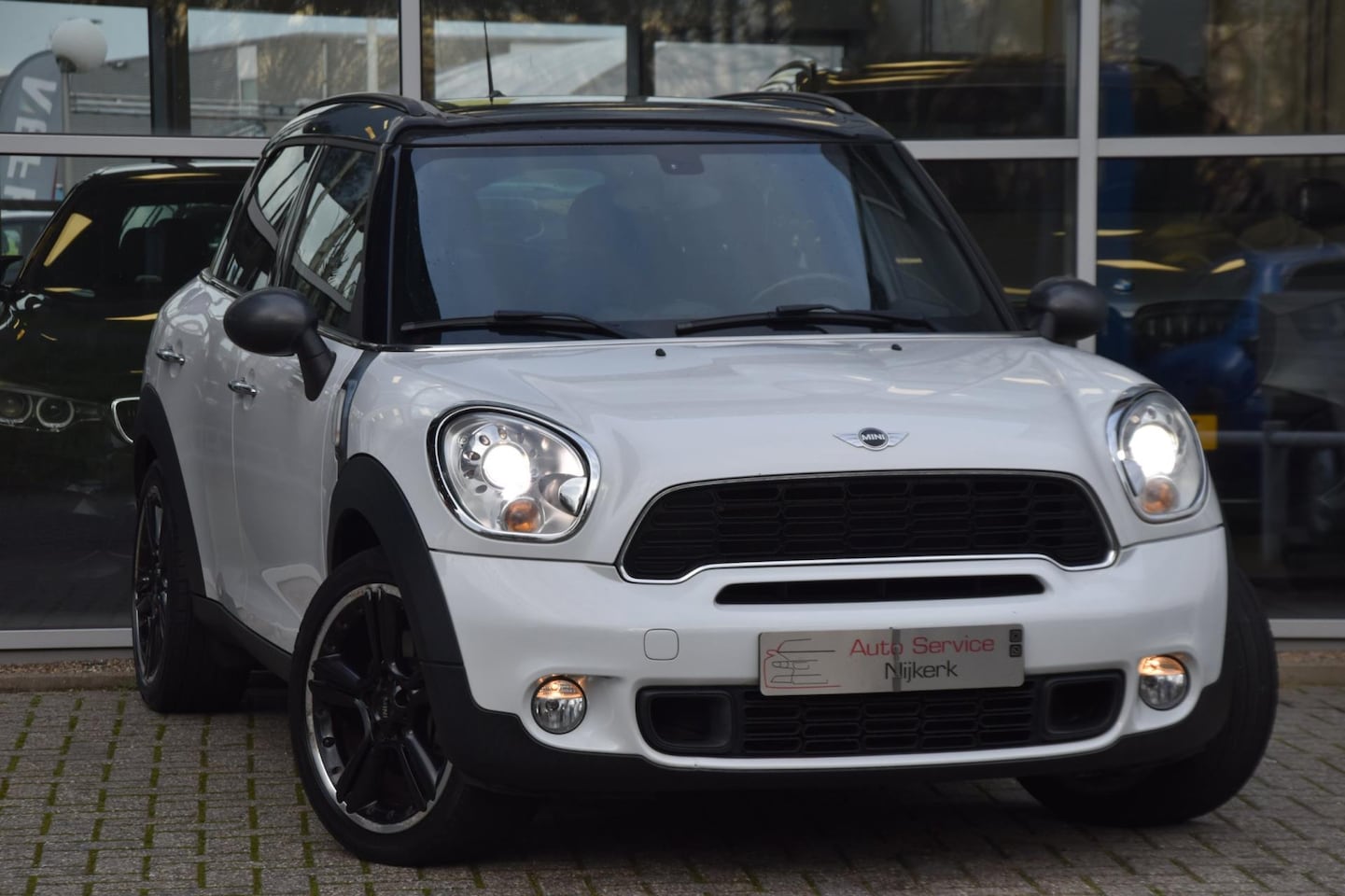 MINI Countryman - Mini 1.6 Cooper S ALL4 Chili Airco Leder Pdc - AutoWereld.nl