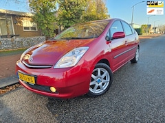 Toyota Prius - 1.5 VVT-i Tech Edition GARANTIE