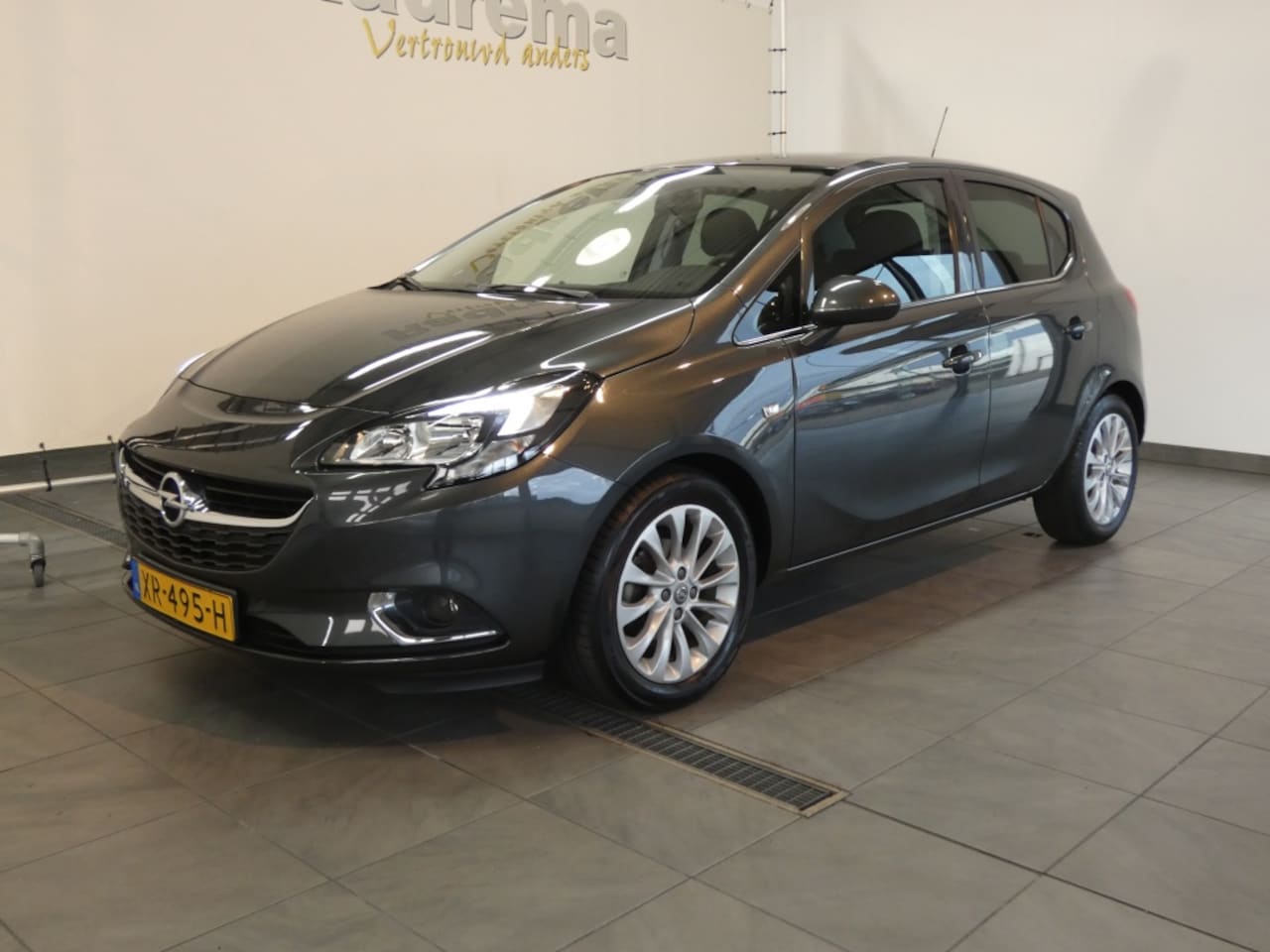 Opel Corsa - 1.4 Online Edition 1.4 Online Edition - AutoWereld.nl