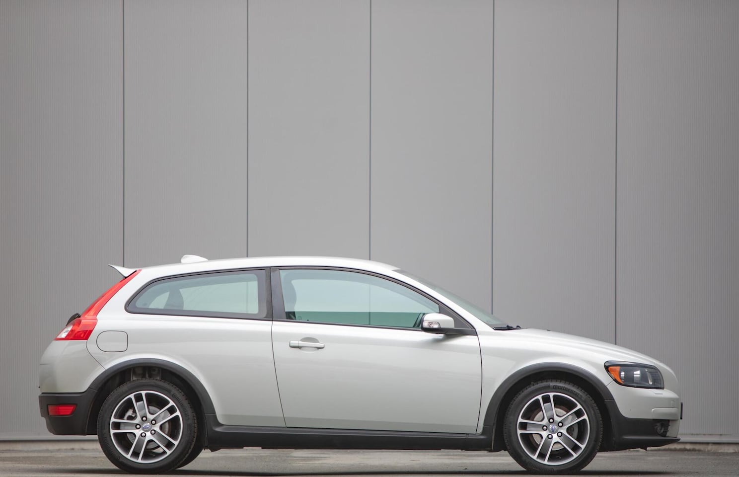 Volvo C30 - 1.6 Summum Leer|Xenon|Stoelverwarming - AutoWereld.nl