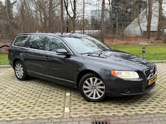 Volvo V70 - 1.6 T4 Momentum