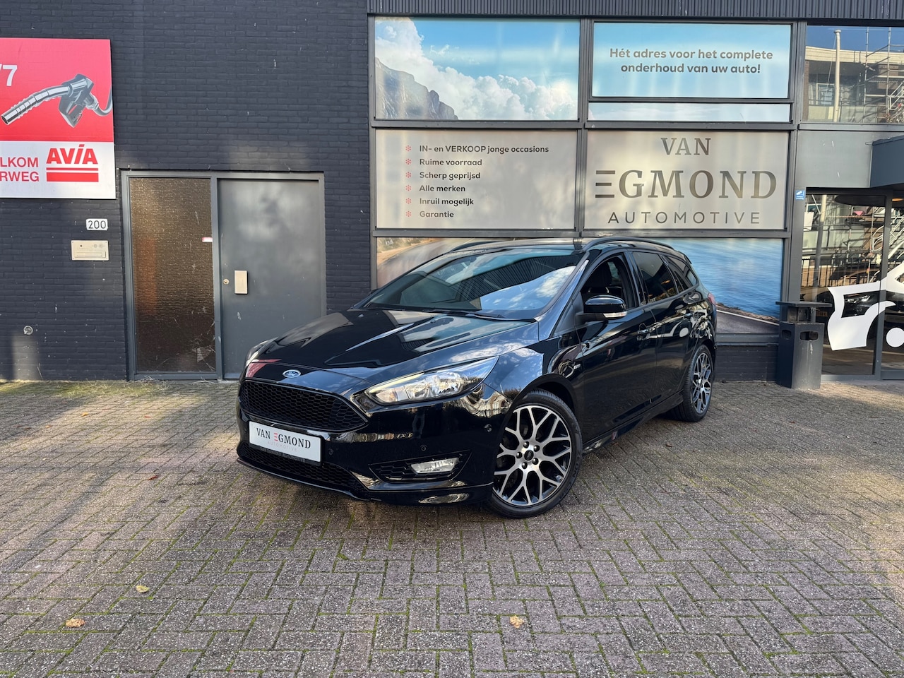 Ford Focus Wagon - 1.0 EcoBoost ST Line Business 1.0 EcoBoost ST Line Business - AutoWereld.nl