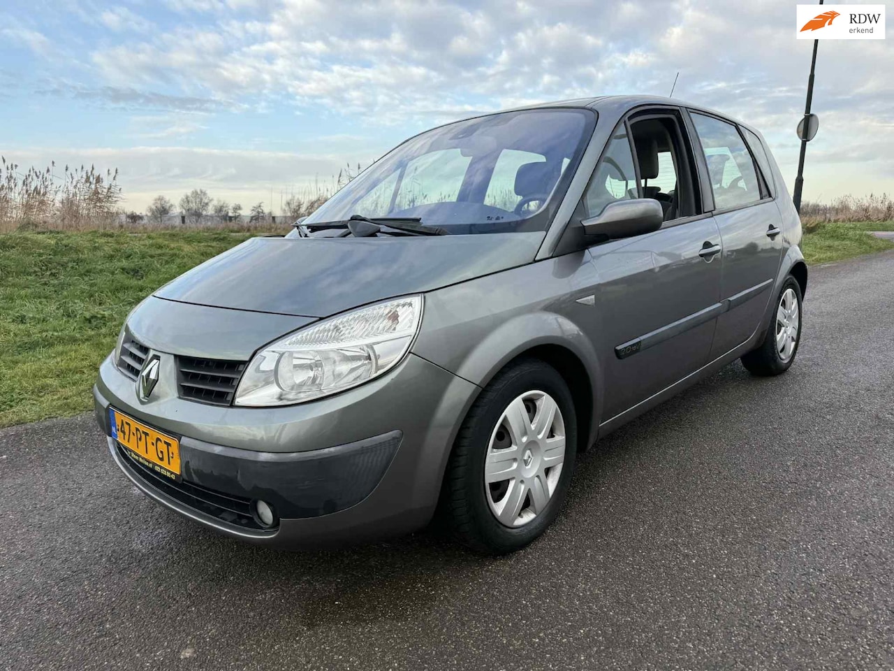 Renault Scénic - 2.0-16V Authentique Comfort automaat! - AutoWereld.nl
