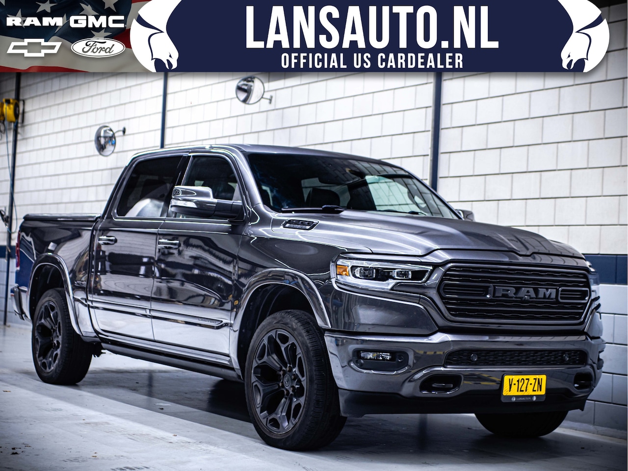 Dodge Ram 1500 - | 5.7L V8 Hemi | Limited Black | Nieuw geleverd en onderhouden - AutoWereld.nl