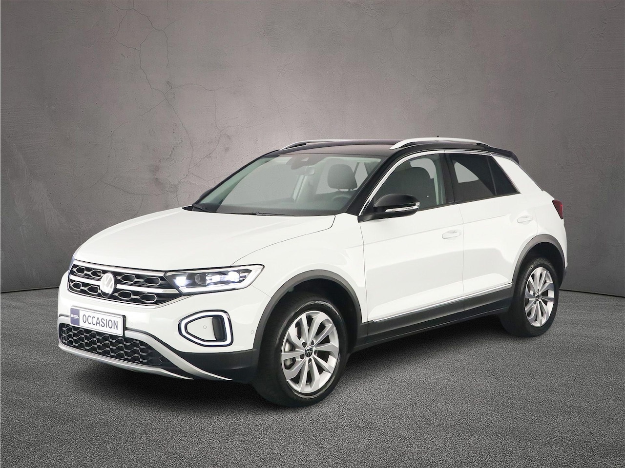 Volkswagen T-Roc - Style 1.5 TSI 150pk DSG Automaat Trekhaak, Adaptive cruise control, LED koplampen, Navigat - AutoWereld.nl