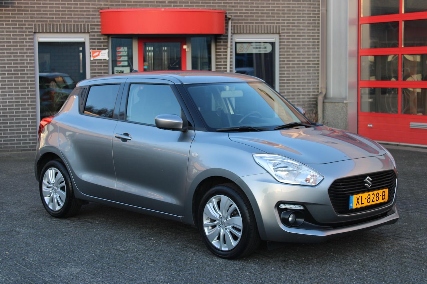 Suzuki Swift - 1.2 Business Edition Camera/Navi/NL Auto!! - AutoWereld.nl