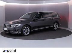 Volkswagen Passat Variant - 1.4 TSI PHEV GTE Business 218 pk Automaat (DSG) | Navigatie | Parkeersensoren (Park assist