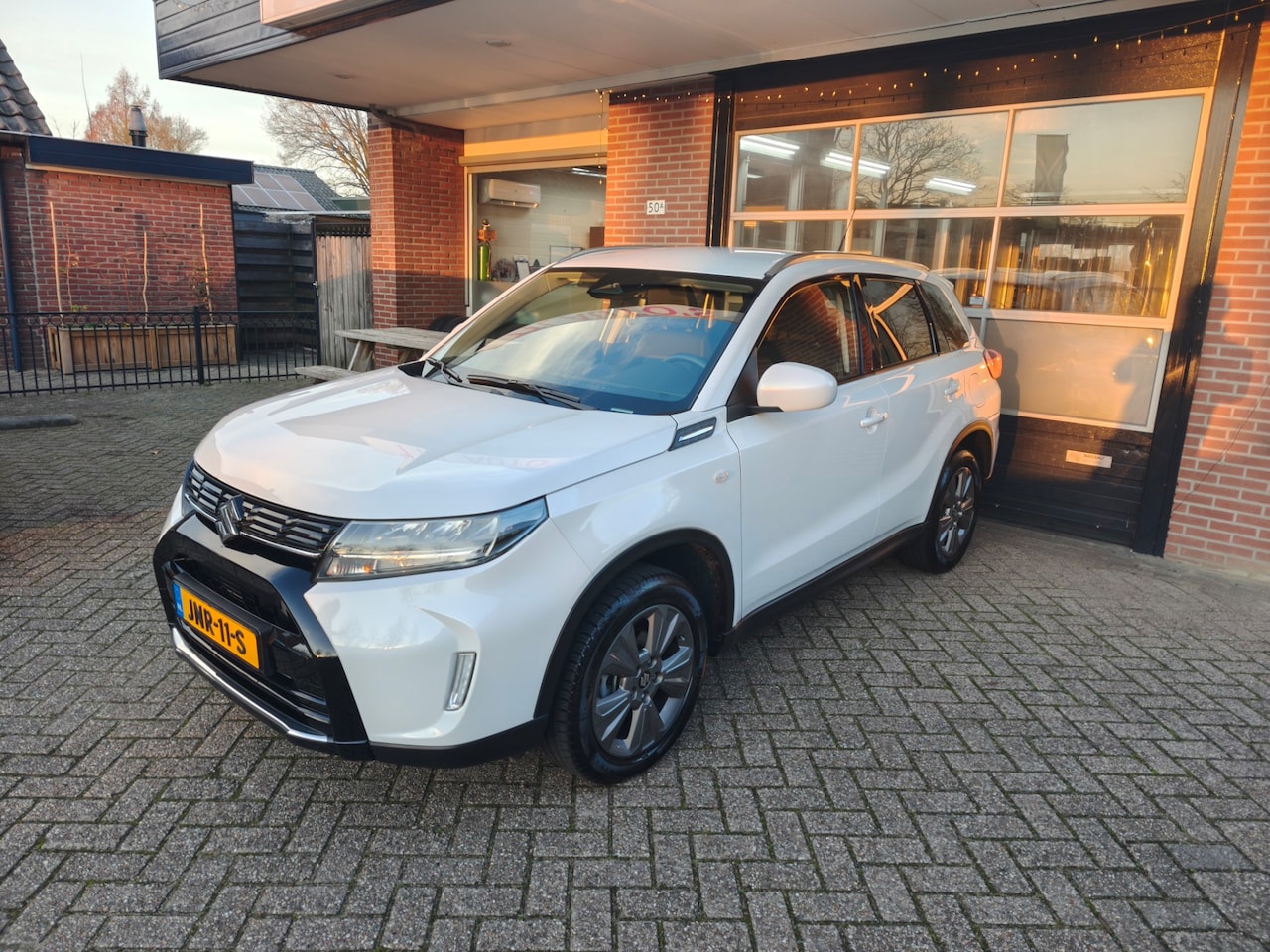 Suzuki Vitara - Suzuki VITARA 1.4 Boosterjet Select Smart Hybrid, Nieuwstaat, NAP - AutoWereld.nl