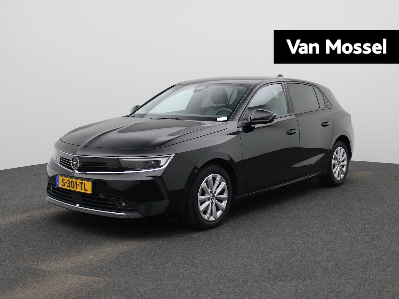 Opel Astra - 1.2 Level 2 | Apple/Carplay | Parkeersensoren |  DAB | Stoel+stuur verwarming | Navigatie - AutoWereld.nl