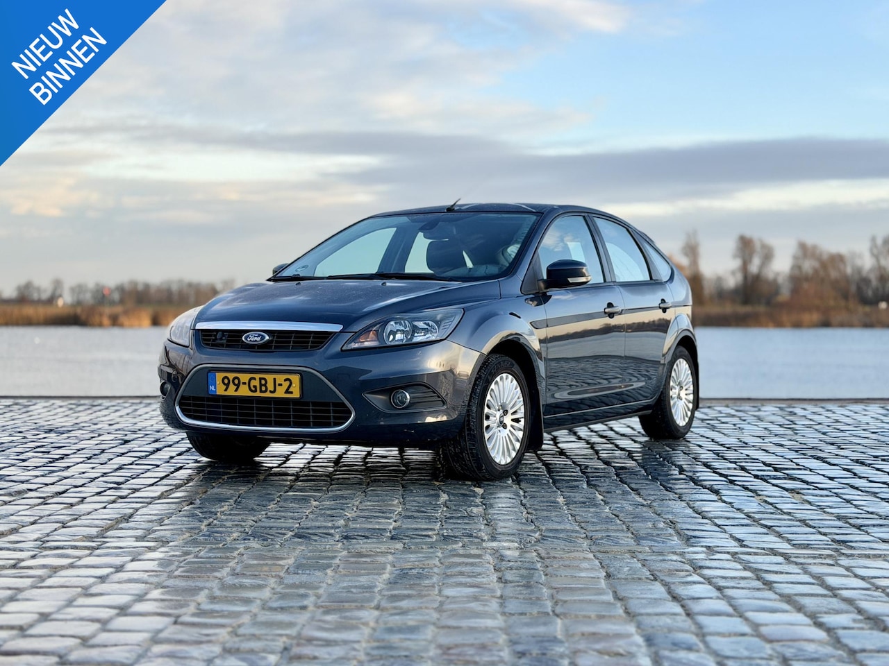 Ford Focus - 1.8 Titanium Flexi Fuel|Cruise|Verw. Voorruit - AutoWereld.nl
