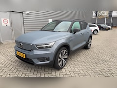Volvo XC40 - Recharge P8 AWD R-Design | Stoel en stuurverwarming | Adaptieve cruise control | Parkeerca