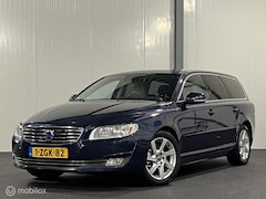 Volvo V70 - 1.6 D2 Nordic+ [ NAP leder trekhaak navigatie ]
