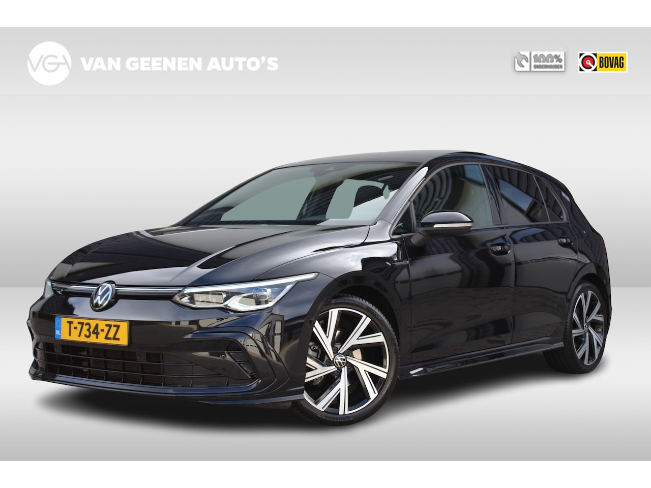 Volkswagen Golf - 1.5 eTSI R-Line Business | IQ/Dynamic light | Panoramadak | Rijklaar - AutoWereld.nl