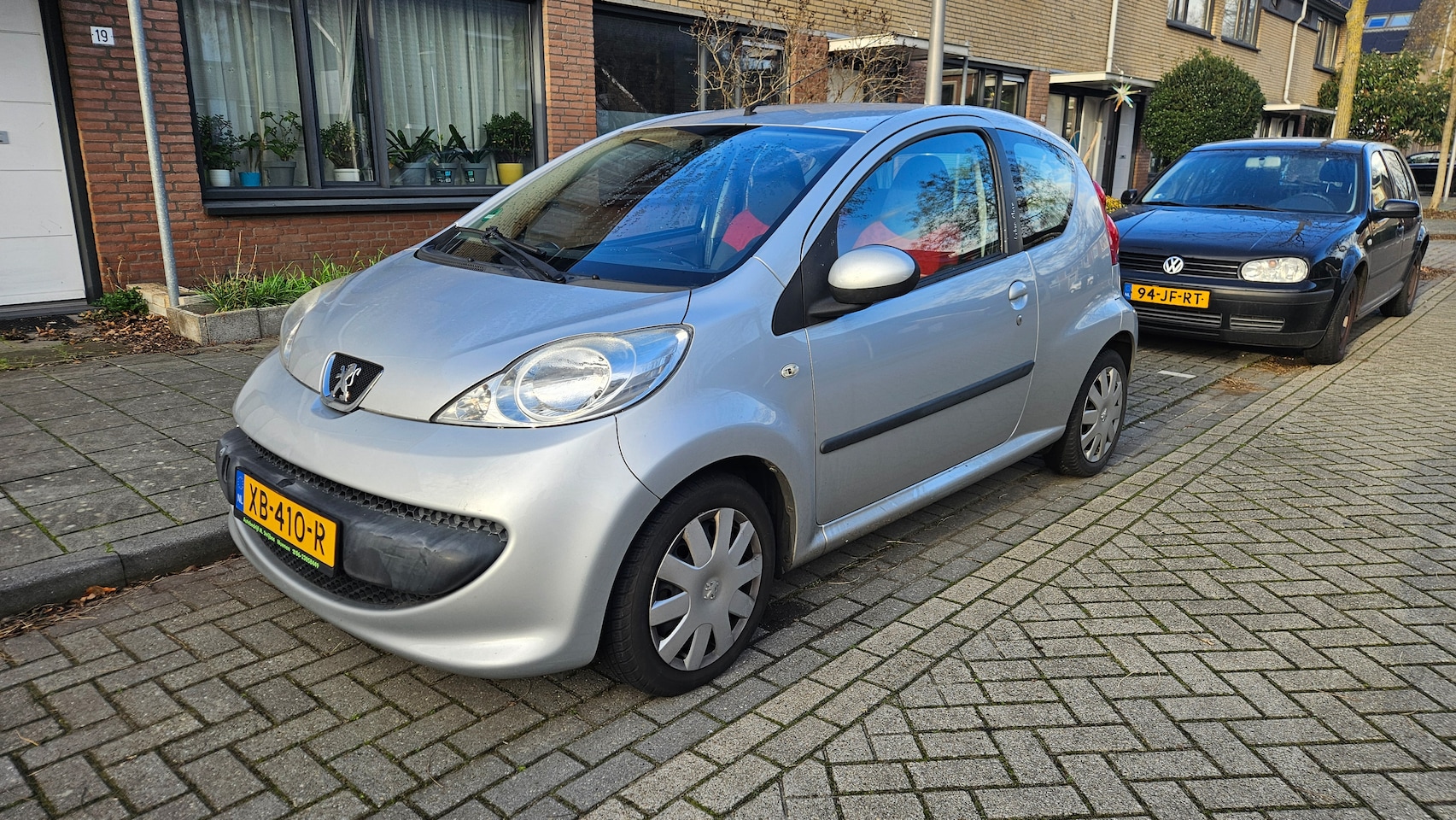 Peugeot 107 - 1.0-12V XS Urban Move - AutoWereld.nl
