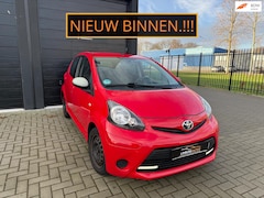 Toyota Aygo - 1.0 VVT-i Now Airco Elek Ramen 2013