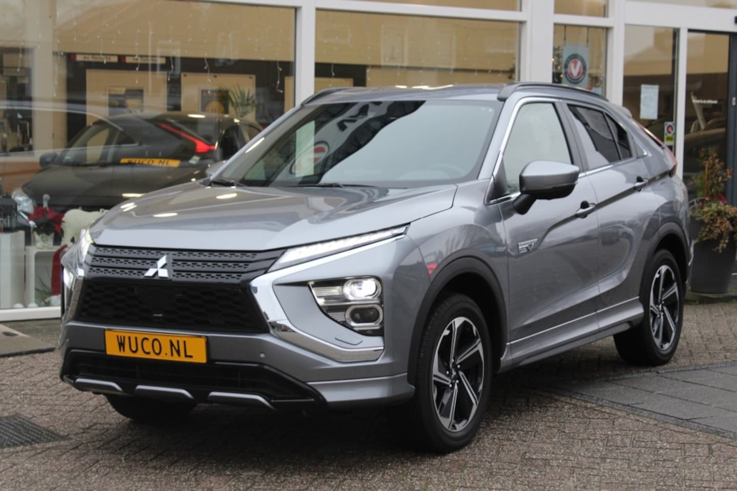 Mitsubishi Eclipse Cross - 2.4 PHEV Intense Plus - AutoWereld.nl