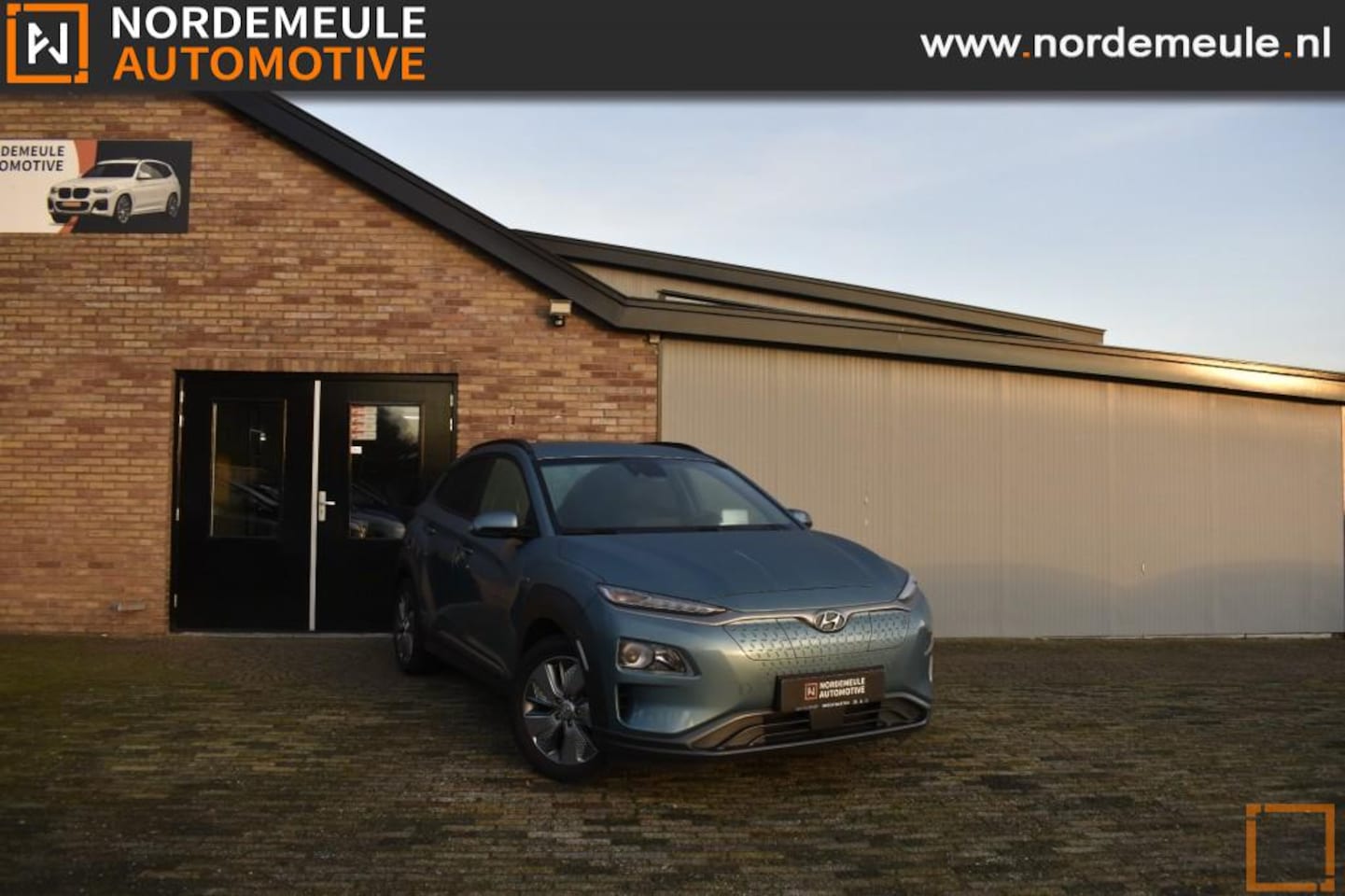 Hyundai Kona - EV Fashion 64 kWh EV FASHION 64 KWH, Leder, Lane, HUD, Navi - AutoWereld.nl