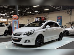 Opel Corsa - 1.6 OPC Uniek LEER Dak Cruise