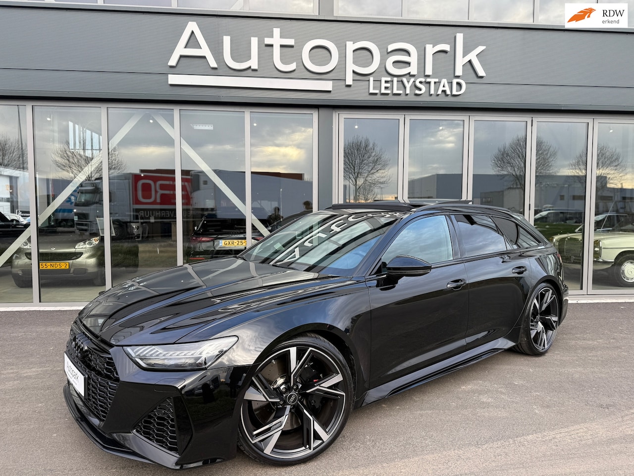 Audi RS6 - 4.0 TFSI Quattro Dynamic+ Keramisch Pano 2024 - AutoWereld.nl