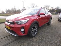 Kia Stonic - 1.0 T-GDi DynamicLine navi camera