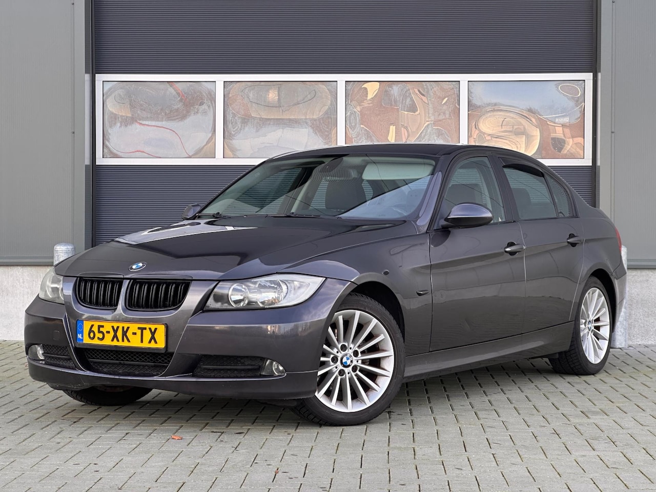 BMW 3-serie - 318i Business Line Leder Navi Nieuwe Ketting - AutoWereld.nl