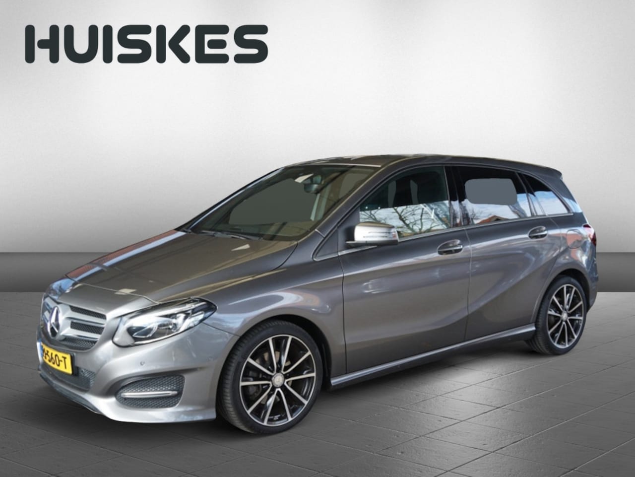 Mercedes-Benz B-klasse - 180 Activity Edition | Navi | Cruise Control | Parkeersensoren - AutoWereld.nl