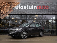 BMW X1 - sDrive18i M-sport Achteruitrijcamera, Draadloze lader, Sfeerverlichting,