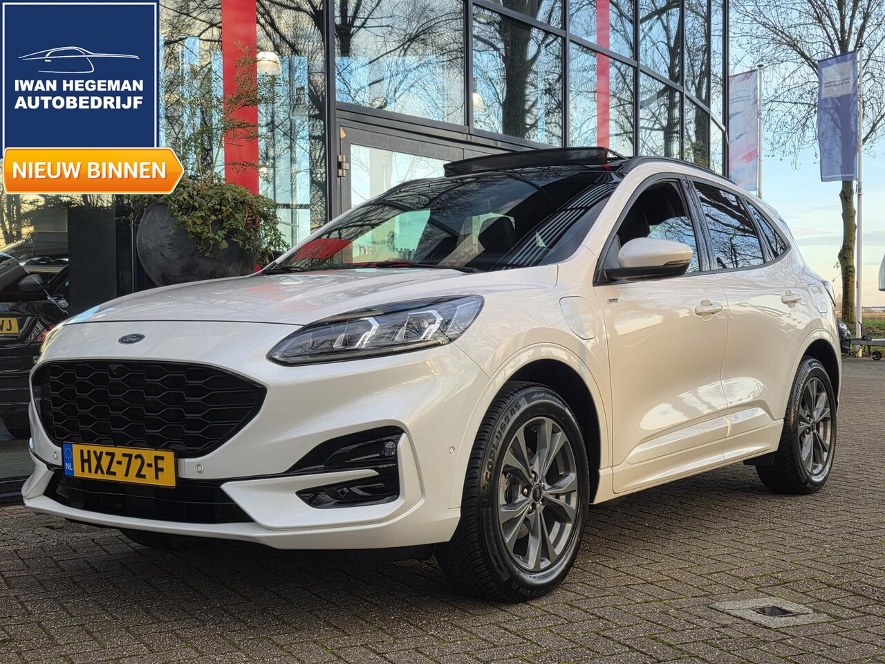 Ford Kuga - 2.5 PHEV ST-Line | Electr. Wegkl. Trekhaak | Panoramadak | Head-up | Navigatie | Climate C - AutoWereld.nl