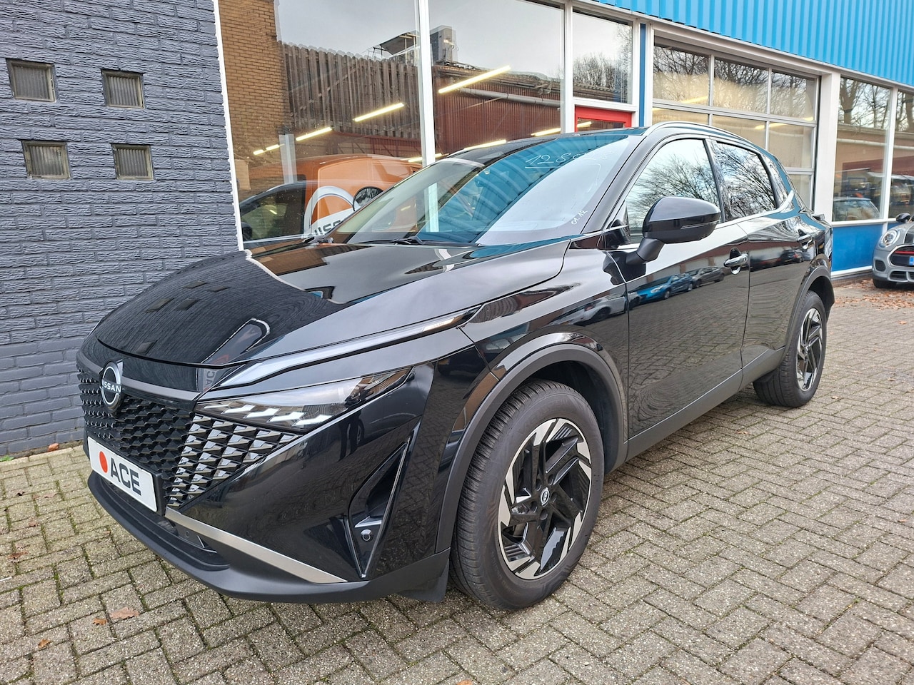 Nissan Qashqai - 1.3 DIG-T MHEV N-Connecta Automaat RIJKLAAR - AutoWereld.nl