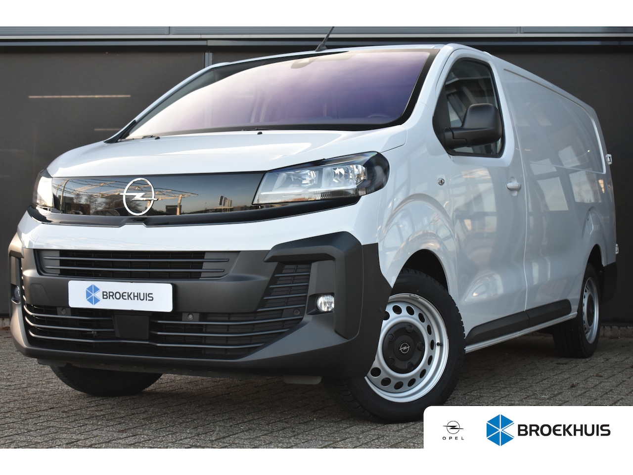 Opel Vivaro - L3H1 180pk Automaat | Betimmering | Stuurverwarming | Climate Control | Parkeersensoren v/ - AutoWereld.nl
