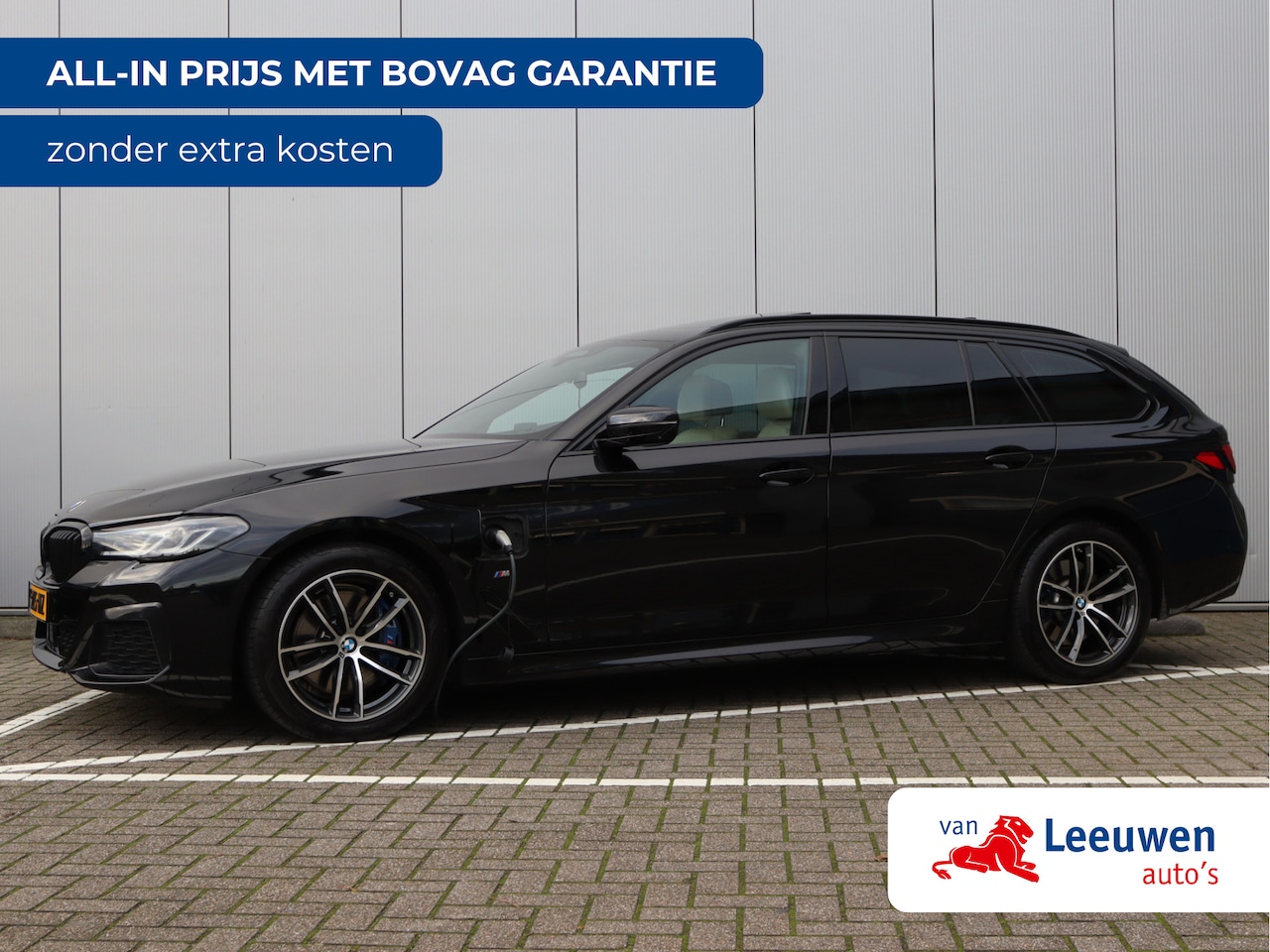BMW 5-serie Touring - 530e M-sport | Trekhaak | Pano | H&K | Head-up | Org. NL - AutoWereld.nl