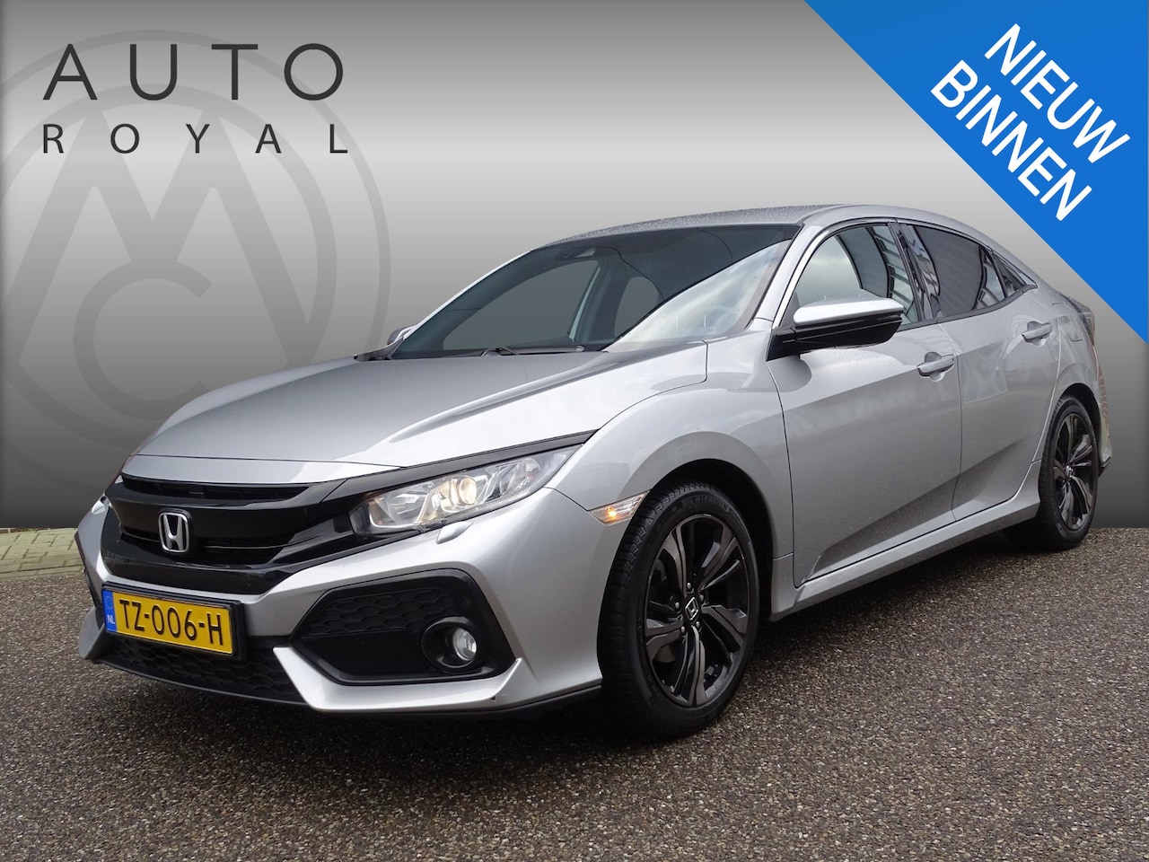 Honda Civic - 1.0 i-VTEC Elegance NAVIGATIE | STOELVERWARMING | PARKEERSENSOREN | AIRCO/ECC | CRUISE CON - AutoWereld.nl