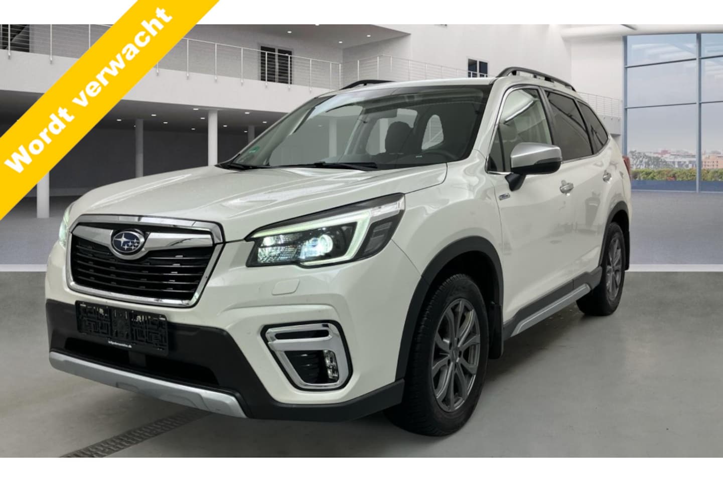 Subaru Forester - 2.0i e-BOXER Comfort Trekhaak/Zomer + winter wielen/Camera. - AutoWereld.nl