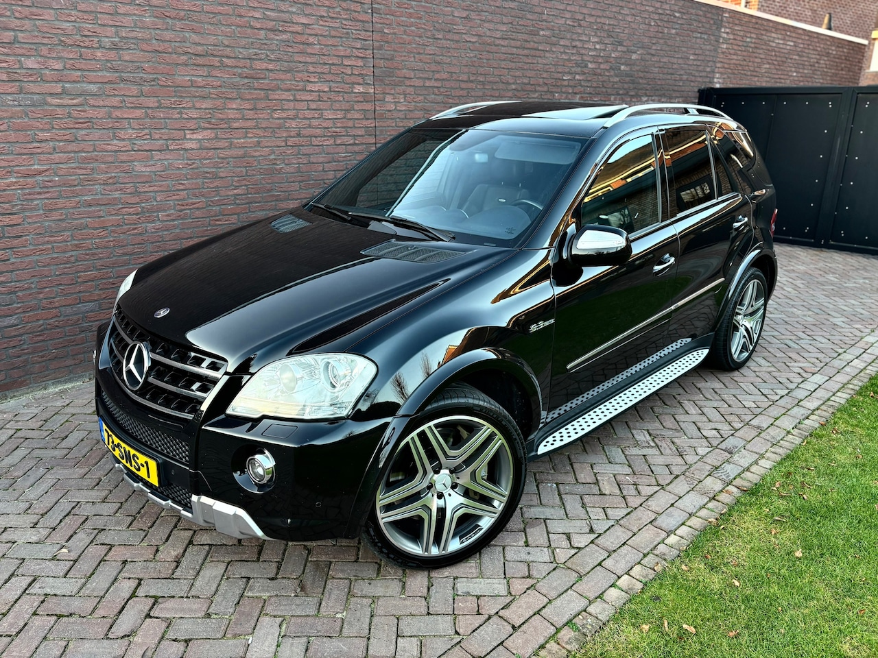 Mercedes-Benz M-klasse - AMG 63 Navi H/K Sound Schuifdak - AutoWereld.nl